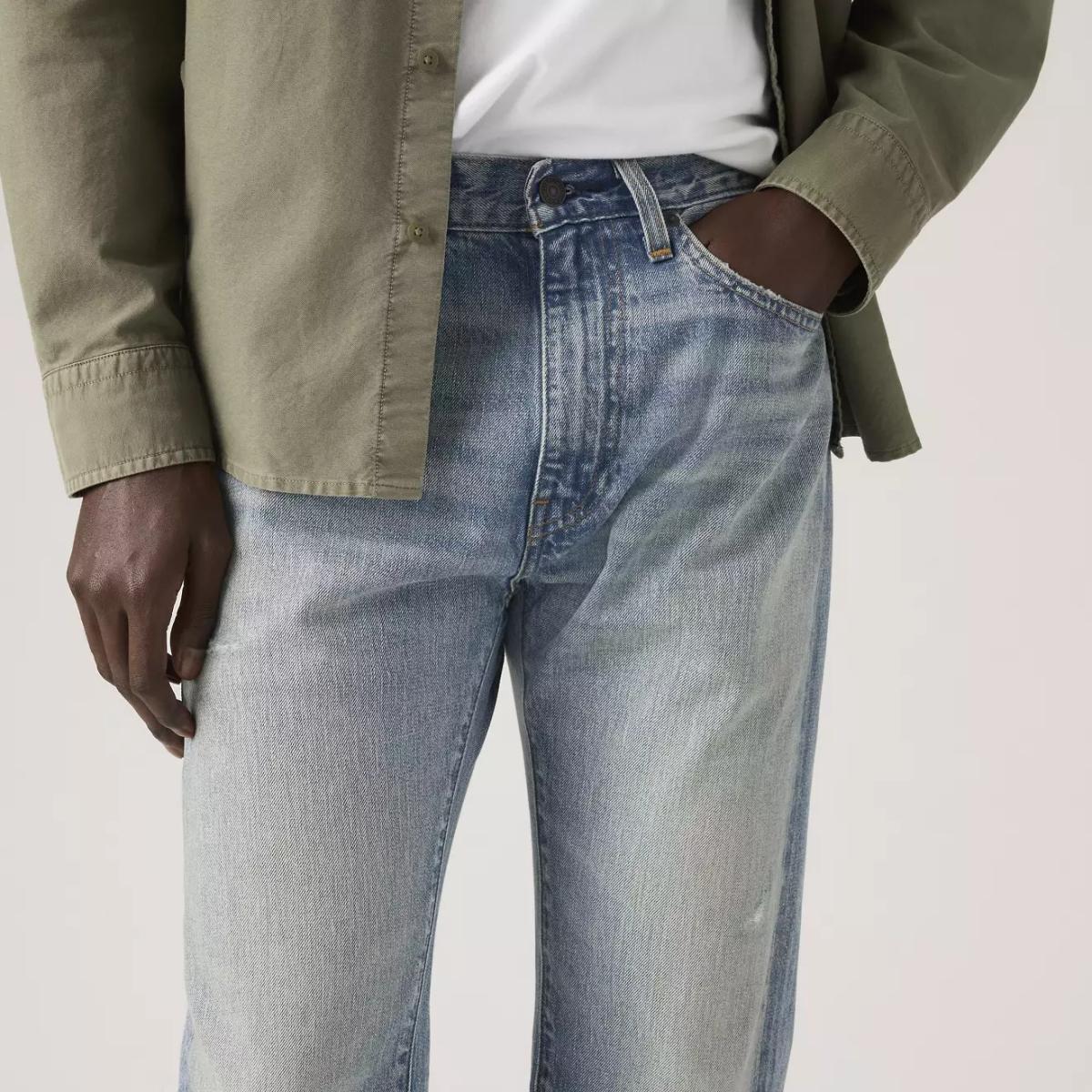 505™ Back At It Distressed Selvedge Medium Wash - Denim