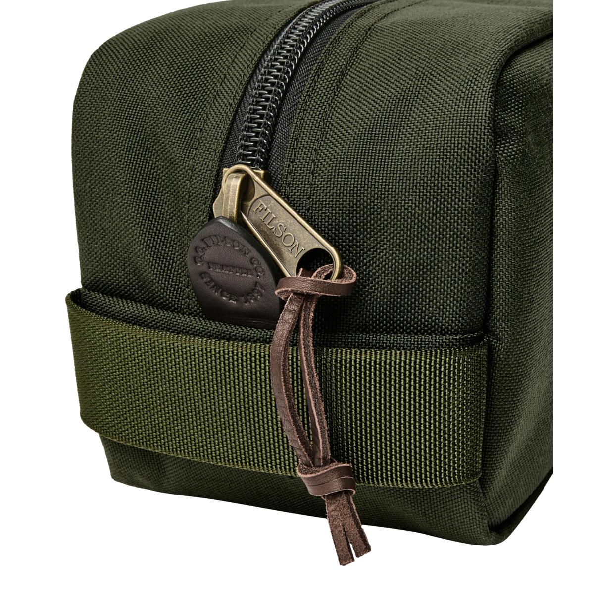Dryden Travel Pack Otter Green - Dopp Kit