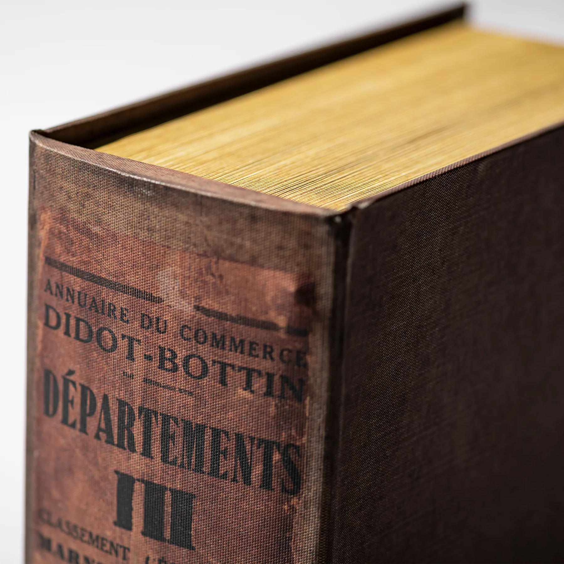 Empty Book Large: Départements