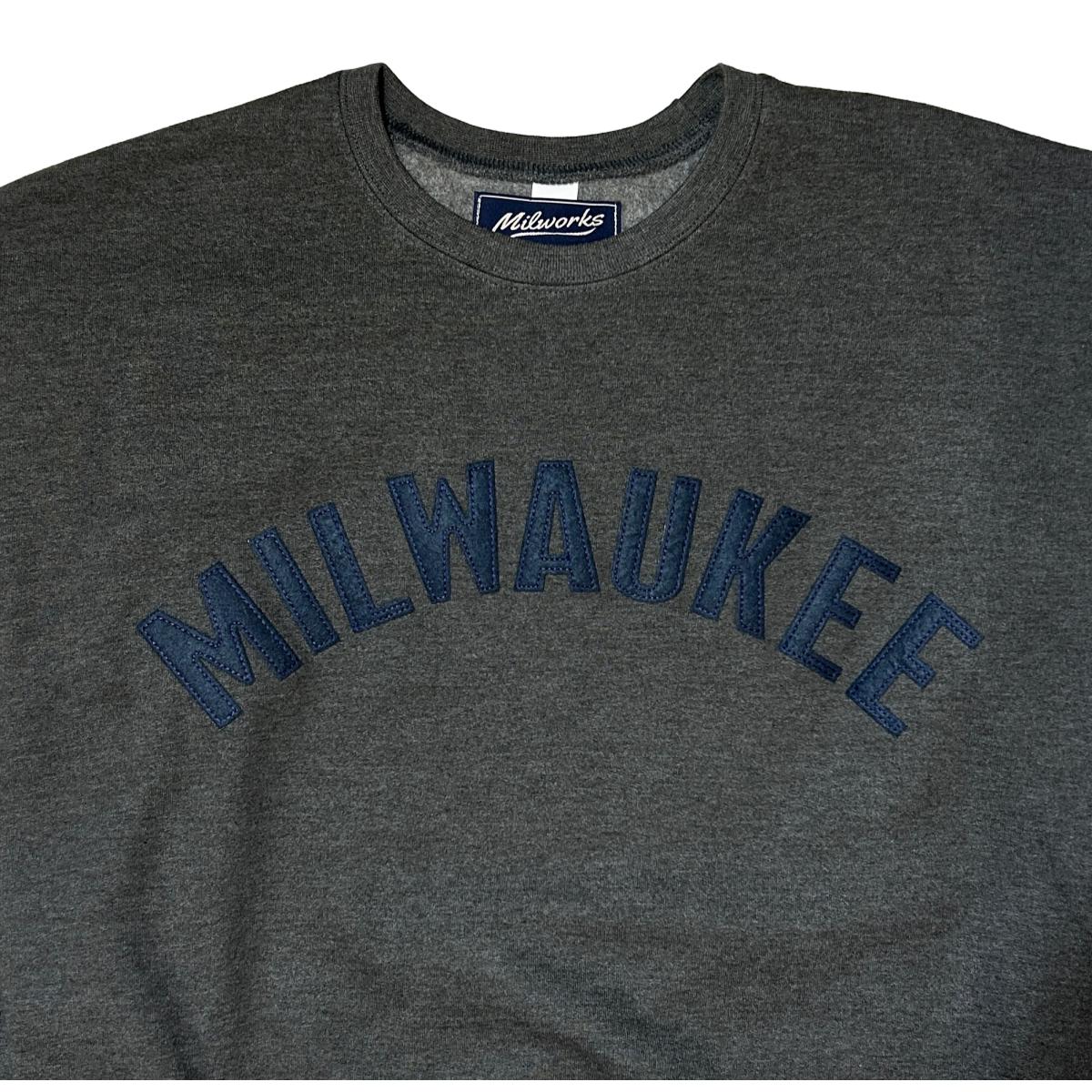 Fieldhouse Milwaukee Sweatshirt Charcoal - Sweatshirt
