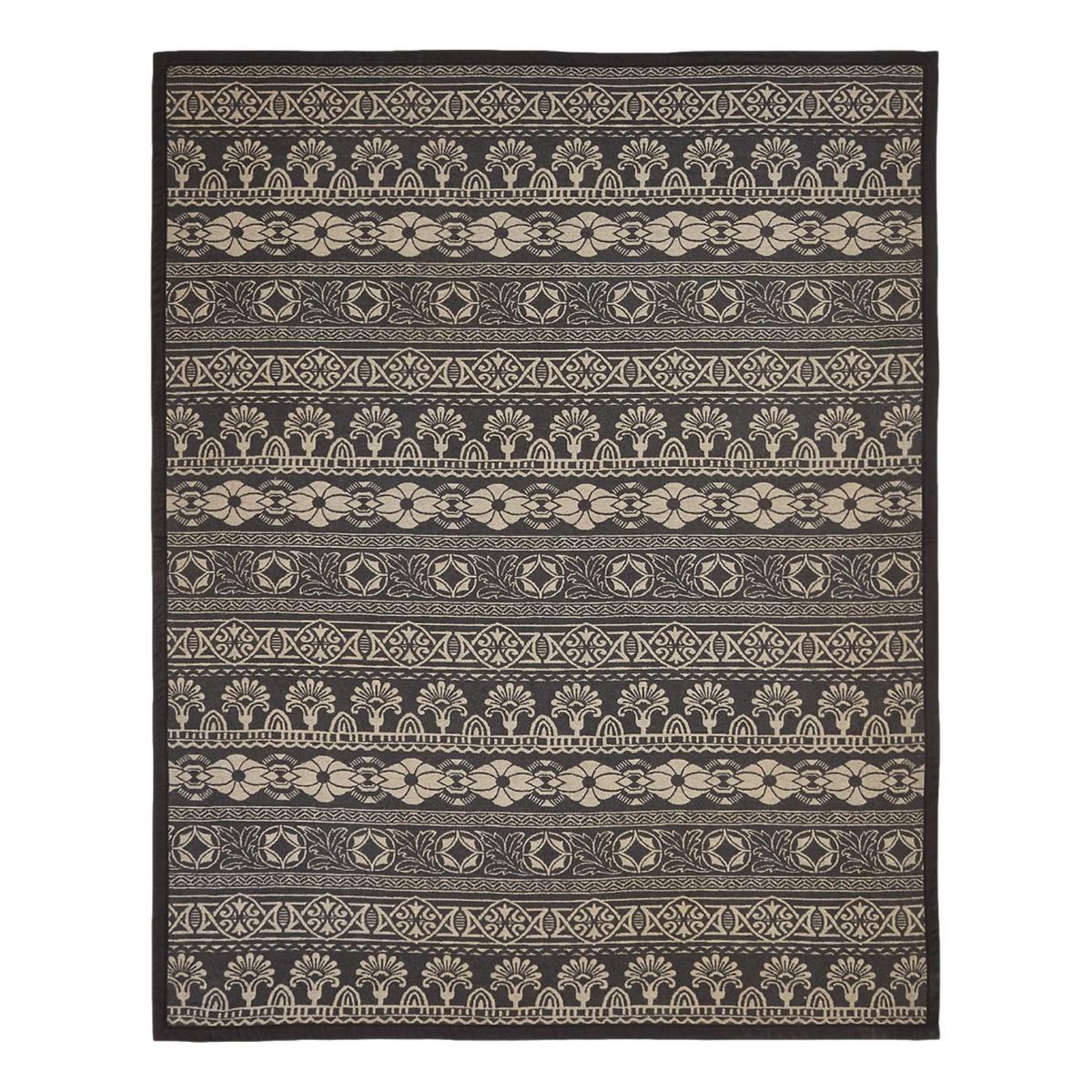 Jacquard Camp Blanket Black Cream - Quilt