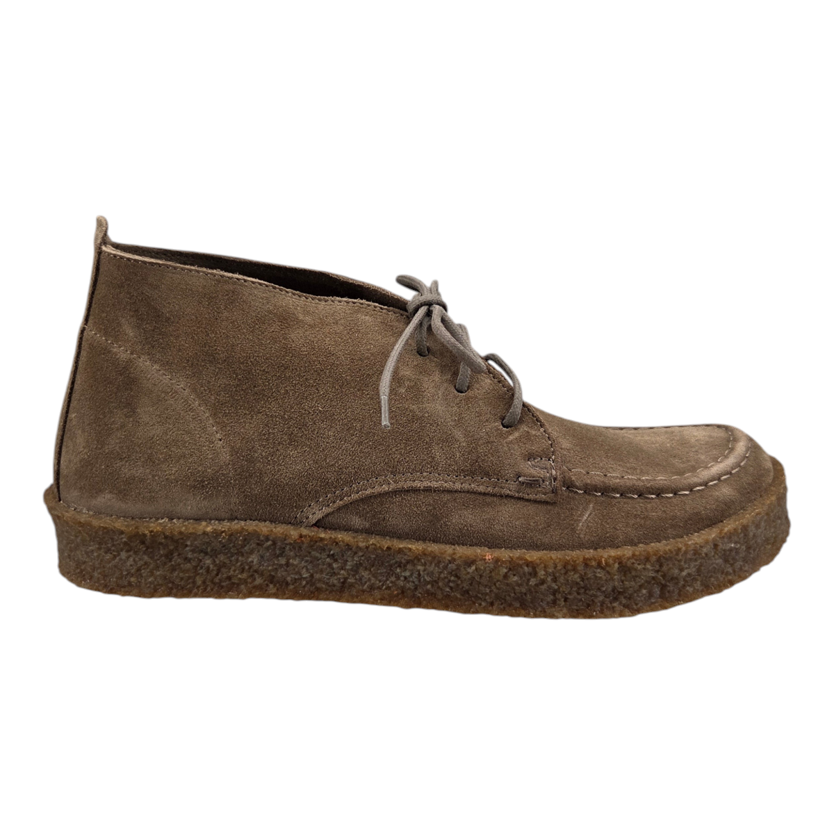 MILWORKS Astorflex Aliflex taupe suede moc toe desert boot with a natural rubber crepe sole, side profile view.