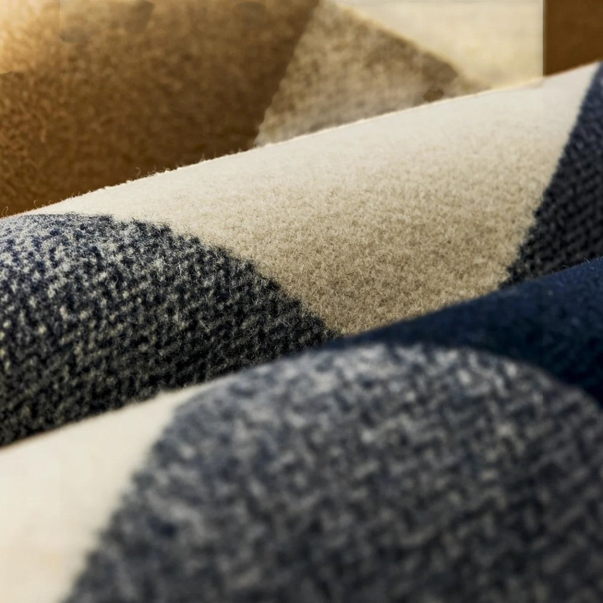 MILWORKS Spokane insulated jac-shirt fabric detail in cream and navy plaid wool-blend material