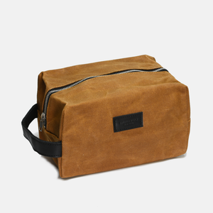 Curated Basics - Waxed Cotton Dopp Kit: Dark Green