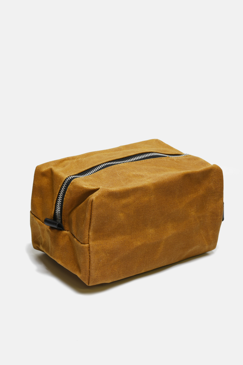 Curated Basics - Waxed Cotton Dopp Kit: Dark Green